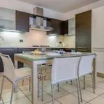 Piana Di Solaro Modern Flat&swimming Pool * Lerici