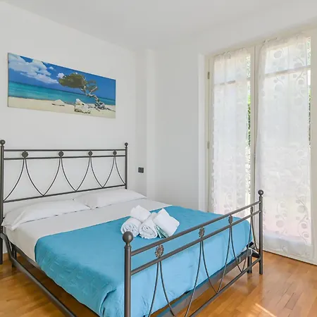 Lejlighed Guesthost - Piana Di Solaro Modern Flat & Swimming Pool Lerici