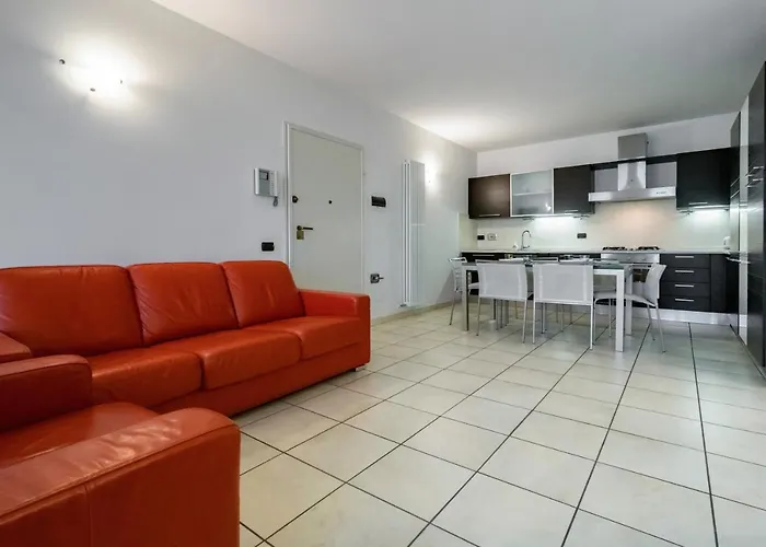 Guesthost - Piana Di Solaro Modern Flat & Swimming Pool Lägenhet Lerici